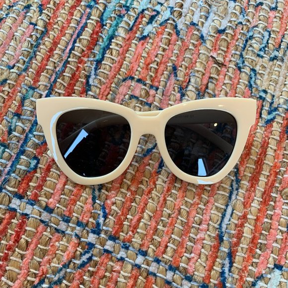 Dollger Accessories - NEVER WORN - Sunglasses